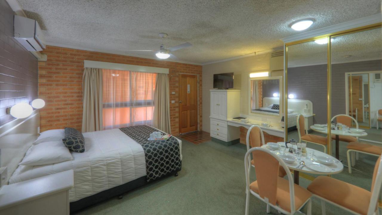 Cousins Motor Inn Inverell Exteriér fotografie