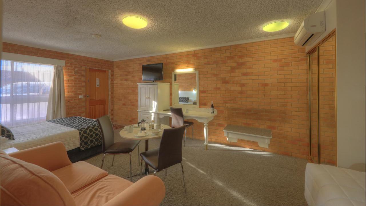 Cousins Motor Inn Inverell Exteriér fotografie